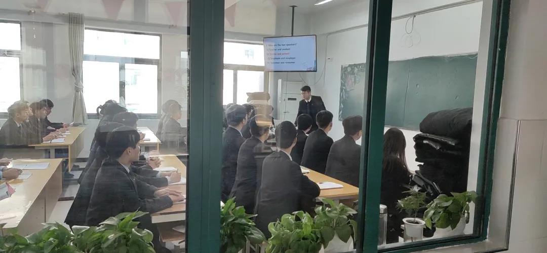 为什么选择八维教育？