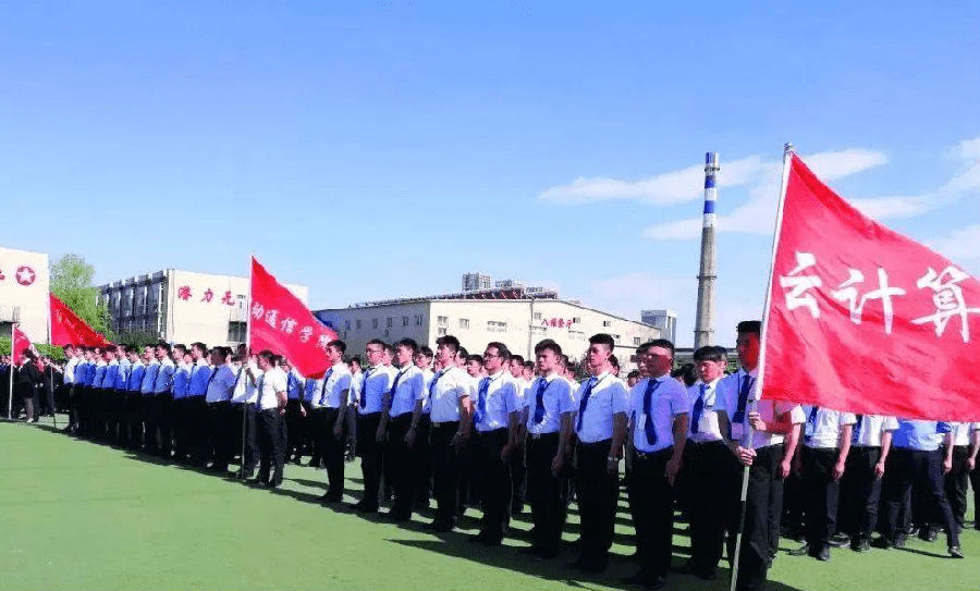 903cb904810c46a5b1ca1c8b3e8d48a6.png 八维教育培训学校培养高水准人才