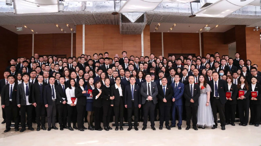 10.jpg 八维教育文化先行就业团队共筑“人人成功”之路