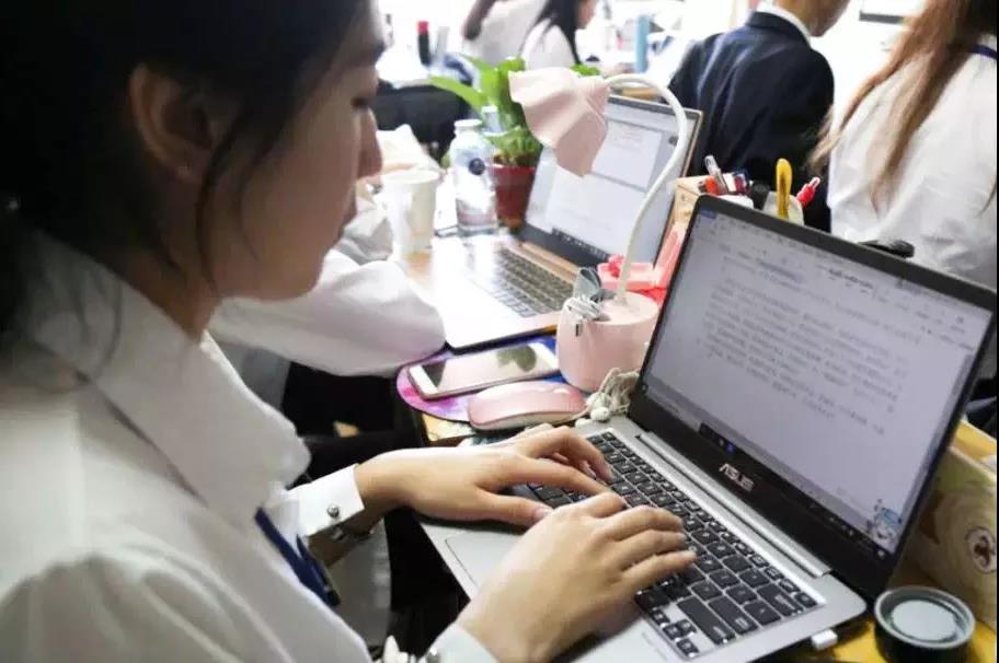 八维教育培训学校女程序员的女性频道 八维教育培训学校女程序员的女性频道