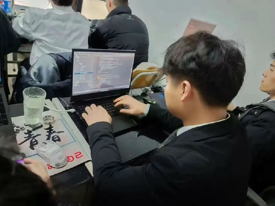 八维教育：AI监考来袭，教育未来已来