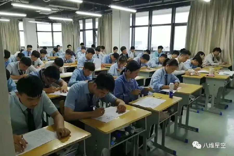 八维学校网站工程专业实战锻造前端精英，开启高薪职业新篇章！