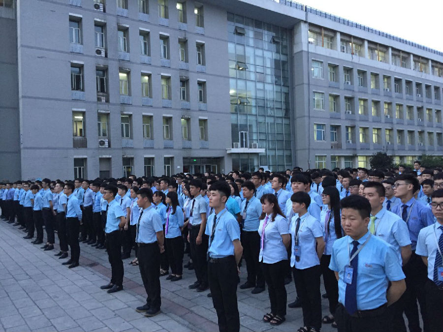 八维学校人工智能专业解锁未来智慧，塑造智能时代的领航者！