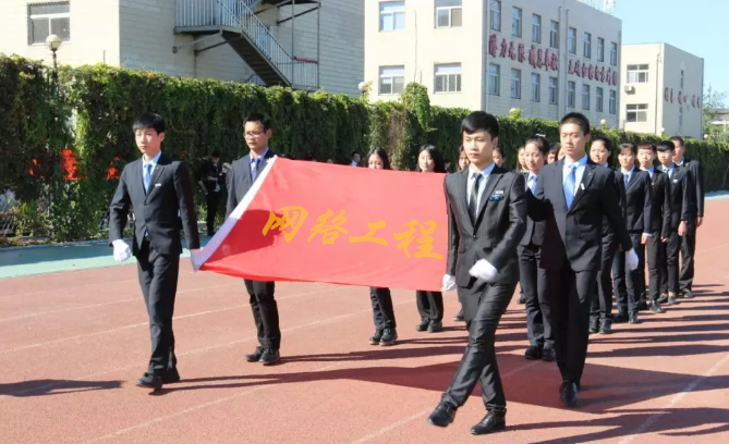 网络安全问题催生700亿元市场，八维教育网安人才迎来就业利好！