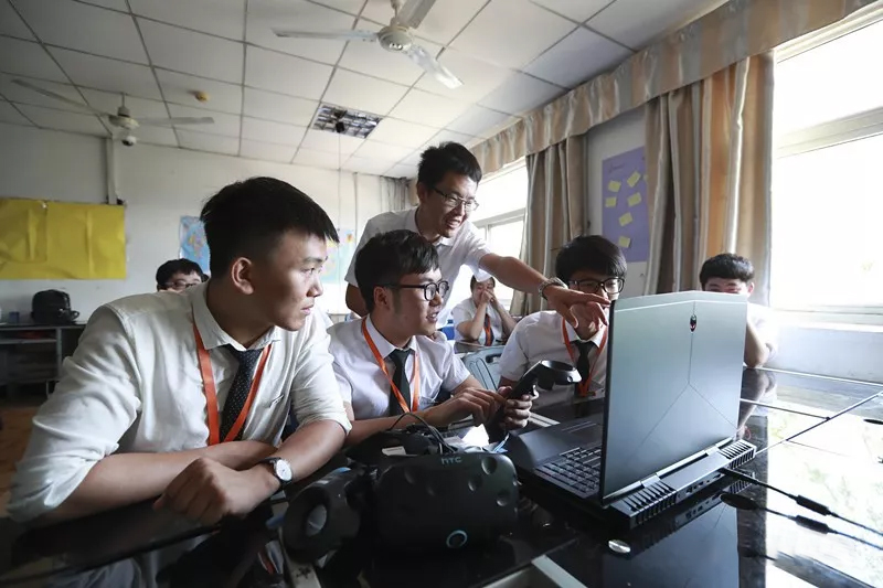 江苏宿迁八维教育：游戏开发专业的领航者，铸就游戏开发巨匠的黄金摇篮！