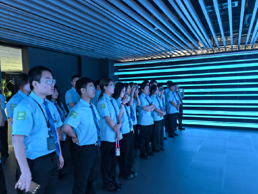 八维职业学校：奏响数字科技领域交响曲，打造数字技术人才星途计划！